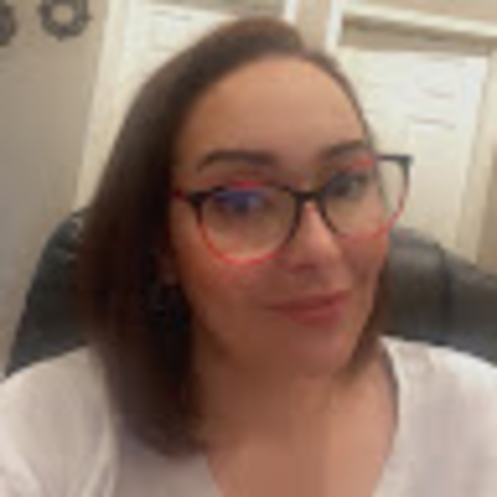 Meet your Posher, Yaya